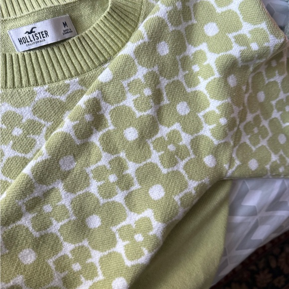 Hollister medium cropped retro cottagecore sweater - Picture 8 of 9